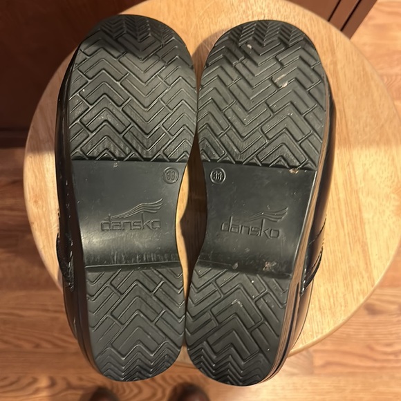 Dansko black clogs size 38 (women’s size 8) - Picture 9 of 10
